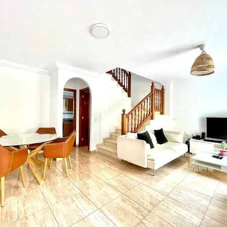 Habitacion Con Wifi En Casa Privada Con Bano Compartida, Netflix, Tenerife Sur San Miguel de Abona