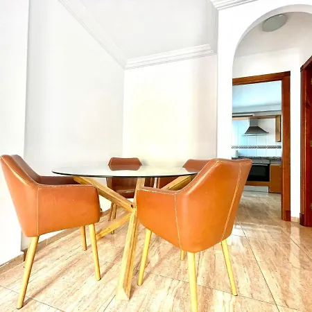 Habitacion Con Wifi En Casa Privada Con Bano Compartida, Netflix, Tenerife Sur Rum i privatbostad