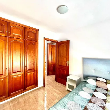Habitacion Con Wifi En Casa Privada Con Bano Compartida, Netflix, Tenerife Sur Rum i privatbostad San Miguel de Abona