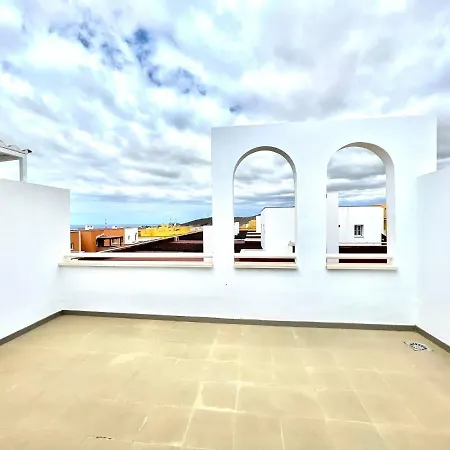 Rum i privatbostad Habitacion Con Wifi En Casa Privada Con Bano Compartida, Netflix, Tenerife Sur *